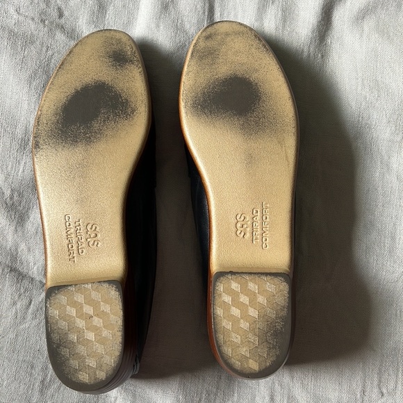 SAS Black Leather Loafer Size 8 NARROW (S) - Picture 3 of 9